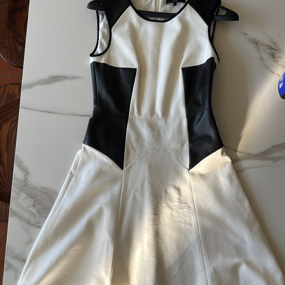 Very nice fitted dress